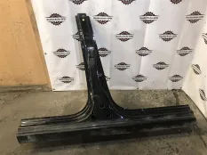 Порог со стойкой правый Opel Zafira B 2005-2012