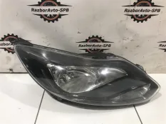 Фара правая Ford Focus 3