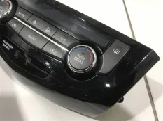 Блок управления климатической установкой Nissan X-Trail (T32)