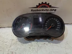 Панель приборов VW Polo Sedan
