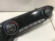 Блок управления климатической установкой Kia Cera