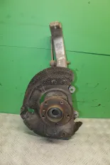 Кулак поворотный передний левый BMW X5 E70 (2006—