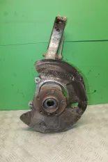 Кулак поворотный передний правый BMW X5 E70 (2006