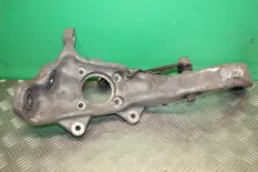 Кулак поворотный передний правый BMW X5 E70 (2006