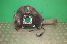 Кулак поворотный передний правый BMW X5 E70 (2006—2010)
