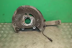 Кулак поворотный передний левый BMW X5 E70 (2006—