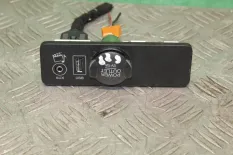 Разъем AUX / USB Jaguar XF I рестайлинг (2011—201