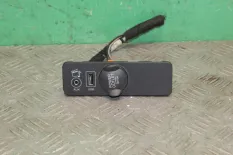 Разъем AUX / USB Jaguar XFR I рестайлинг (2011—20