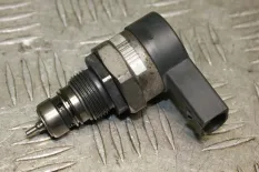 Регулятор давления топлива BMW X5 E53 рестайлинг