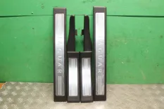 Накладка порога (внутренняя) Jaguar XFR I (2009—2