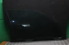 Стекло двери передней правой BMW X5 E53 рестайлин