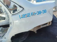 Крыло Lada Granta