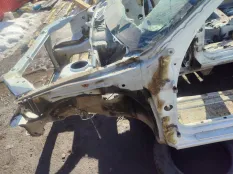 Четверть Lada Granta