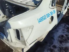 Крыло Lada Granta