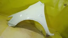 Крыло toyota Corolla