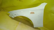 Крыло Mercedes Benz e-class