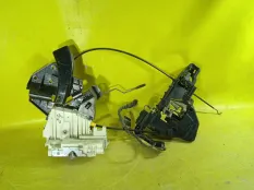 Замок двери Mercedes Benz R-Class