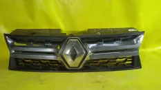 Решетка радиатора renault duster