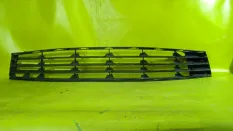 Решетка в бампер renault Clio
