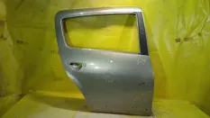 Дверь renault Sandero