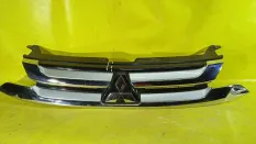 Решетка радиатора Mitsubishi Outlander