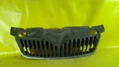Решетка радиатора skoda Fabia