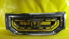 Решетка радиатора Honda Pilot