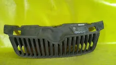 Решетка радиатора skoda Fabia