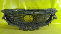 Решетка радиатора Mazda Atenza