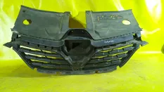 Решетка радиатора renault arkana