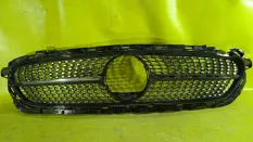 Решетка радиатора Mercedes-Benz E-Class