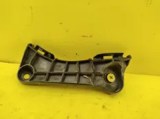 Кронштейн бамперa toyota RAV4