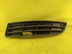 Решетка в бампер Volkswagen Passat