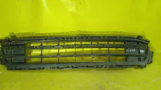 Решетка бампера центральная Volkswagen Jetta