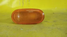 Повторитель на крыло Mitsubishi Colt