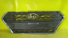 Решетка радиатора Hyundai Solaris