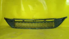 Решетка бампера центральная Mercedes Benz A-Class