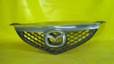 Решетка радиатора Mazda 3
