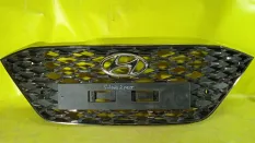 Решетка радиатора Hyundai Solaris