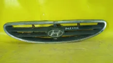 Решетка радиатора Hyundai Accent