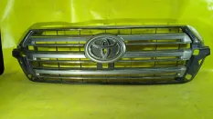 Решетка радиатора toyota Land Cruiser