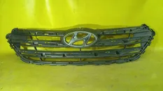 Решетка радиатора Hyundai Santa Fe