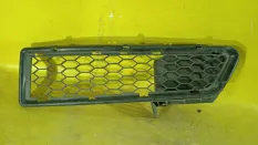 Решетка в бампер renault Logan
