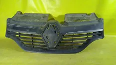 Решетка радиатора renault Logan