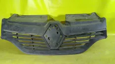 Решетка радиатора renault Logan