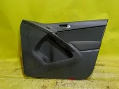 Обшивка боковой двери Volkswagen Tiguan