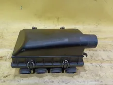 Корпус воздушного фильтра Mercedes E