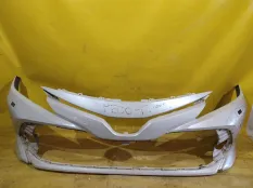 Бампер Toyota Camry
