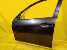 Дверь Mazda 3