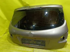 Дверь багажника Nissan Qashqai